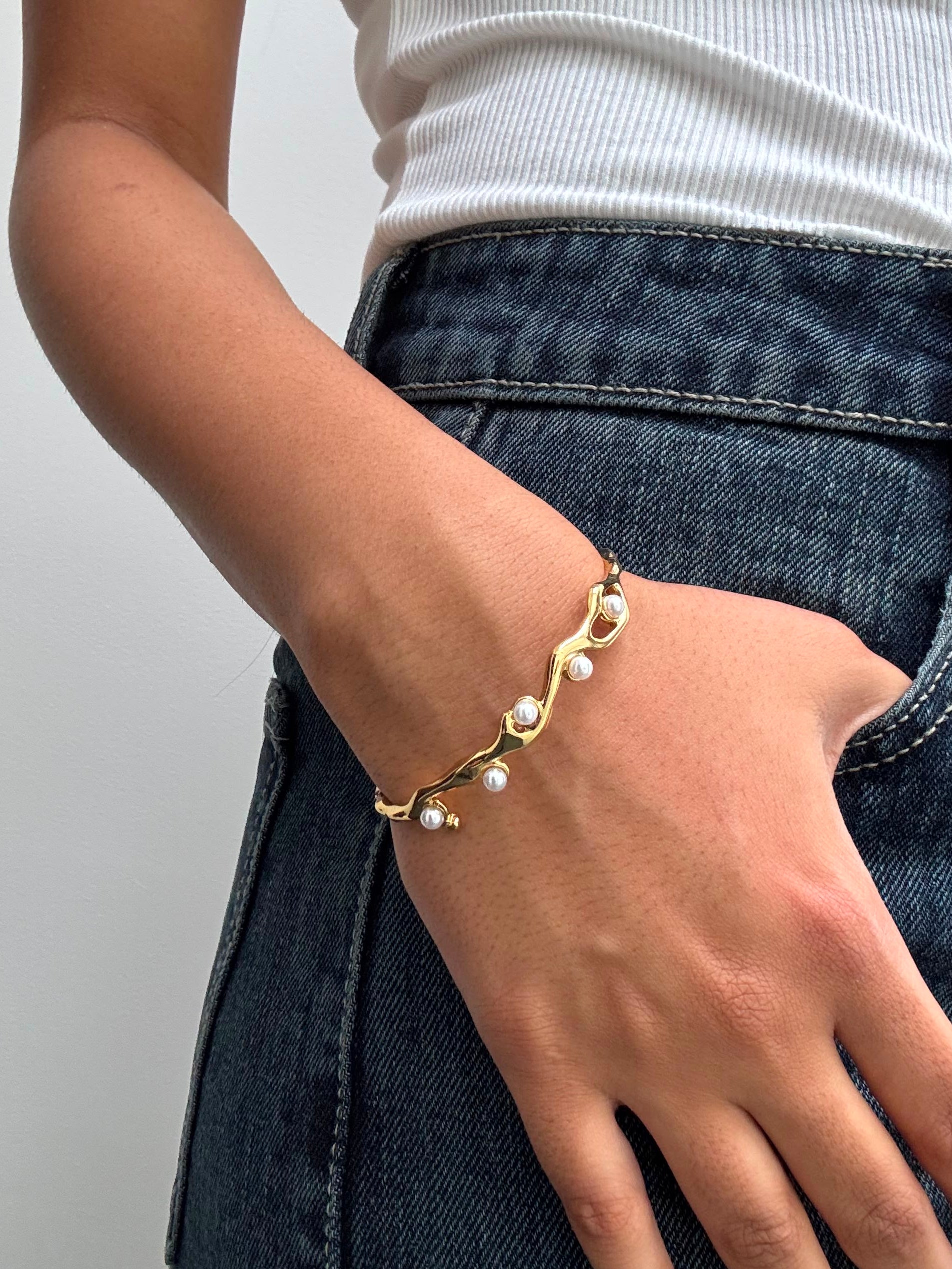 Pearlora Bracelet