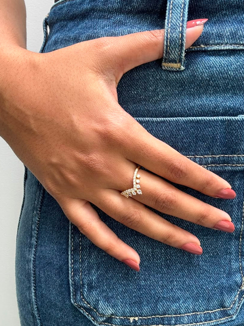 Astera Adjustable Ring