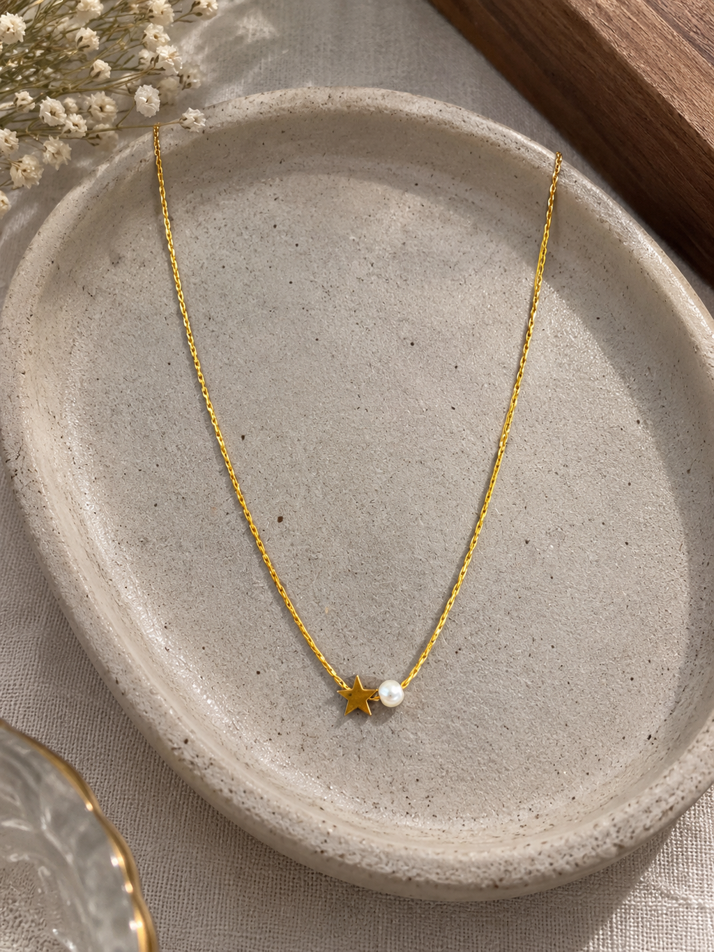 Starry Pearl Necklace