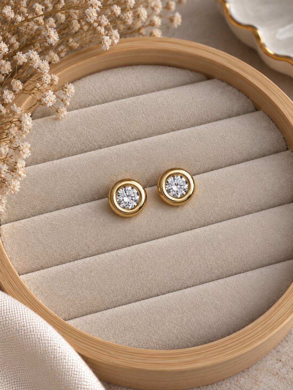 Avelia Earring